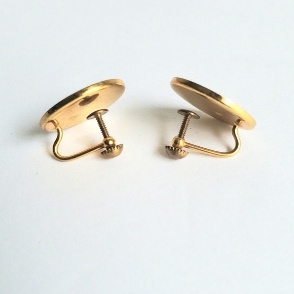 Vintage Damascene Earrings Gold Tone Floral Leaf Screw Back Clip-On 60s 70s - Picture 3 of 7